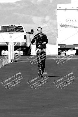 media/Jan-19-2023-Racers Edge (Thu) [[69d0b4dc55]]/Around the Pits-Track Walk/